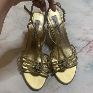 Gold evening sandal by Lasonia. Gold sandal with rhinestones. Gold wedge 8.5